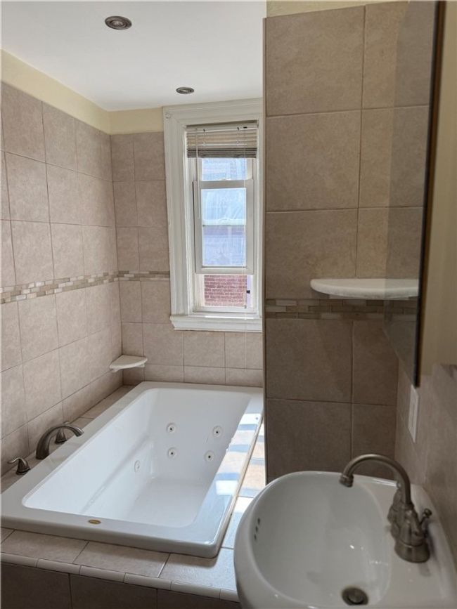3735 Frazier St, House other with 3 bedrooms, 2 bathrooms and null parking in Oakland PA | Image 10