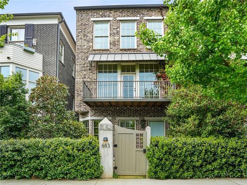683 Fraser St Se, Atlanta, GA, 30315-1208 | Card Image