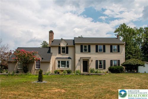 3582 Country Club Rd, EASTON, PA, 18045-2922 | Card Image
