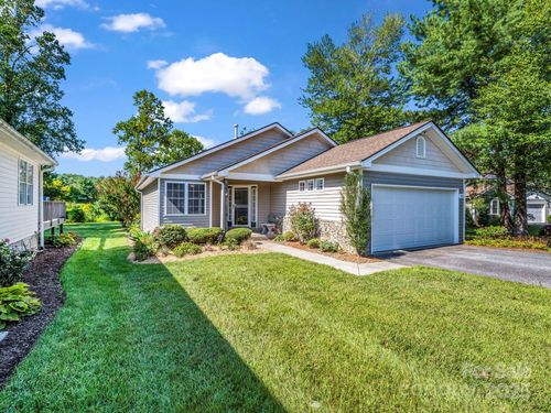 267 Highland Golf Dr, Flat Rock, NC, 28731-7505 | Card Image