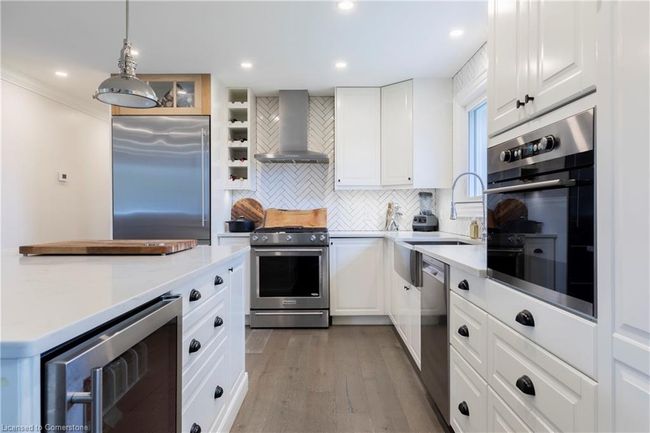 1506 6th Concession Rd W, House other with 4 bedrooms, 4 bathrooms and 20 parking in Flamborough ON | Image 6