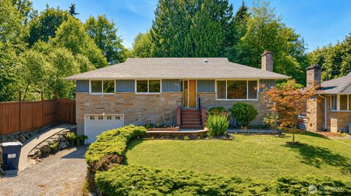 11253 12th Ave S, Seattle, WA, 98168-2125 | Card Image