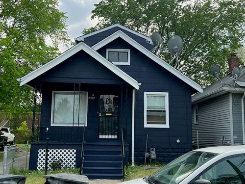 8377 Carbondale St, Detroit, MI, 48204-3541 | Card Image