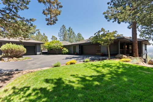1627 Nw Summit Dr, Bend, OR, 97703-5625 | Card Image