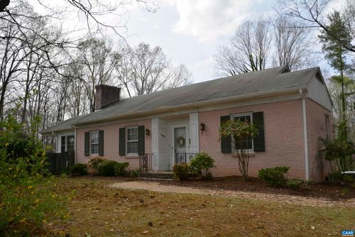 1104 High St, FARMVILLE, VA, 23901-1826 | Card Image