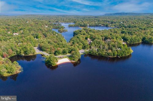 1213 Coyote Ct, Long Pond, PA, 18334-7897 | Card Image