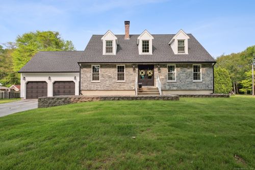 1 Spinnaker Rd, Waterford, CT, 06385-3723 | Card Image