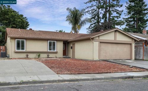 7833 Santa Barbara Dr, Rohnert Park, CA, 94928-4083 | Card Image