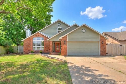 8800 N 123rd East Ave, Owasso, OK, 74055-2059 | Card Image