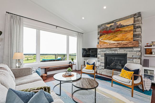 638508 St.Vincent Sydenham Tline, House other with 3 bedrooms, 3 bathrooms and 6 parking in Owen Sound ON | Image 12