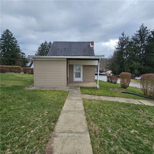 2416 26th St, Beaver Falls, PA, 15010-2330 | Card Image