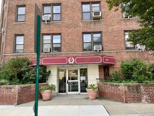 2c-48-21 40th St, Sunnyside, NY, 11104-4130 | Card Image