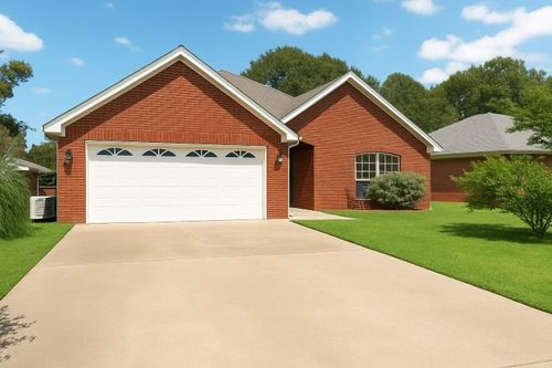 1838 Park Pl, Mineola, TX, 75773-1156 | Card Image