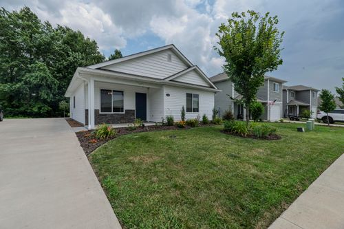 8040 N Glen Meadow Dr, COLUMBIA, MO, 65202-5577 | Card Image