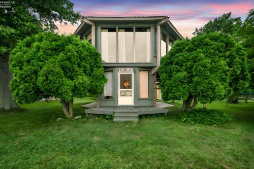 1 Runkel Rd, Middle Bass, OH, 43446 | Card Image