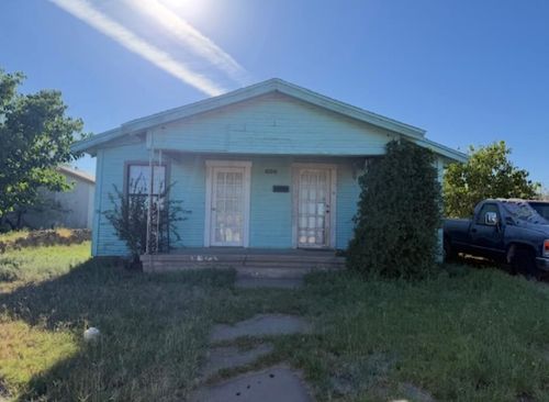 606 State St, Big Spring, TX, 79720-3117 | Card Image