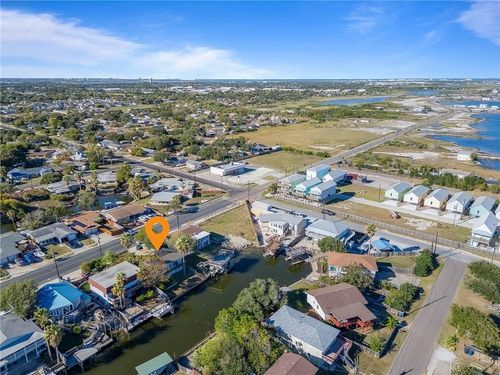 3117 Laguna Shores Rd, Corpus Christi, TX, 78418-2919 | Card Image