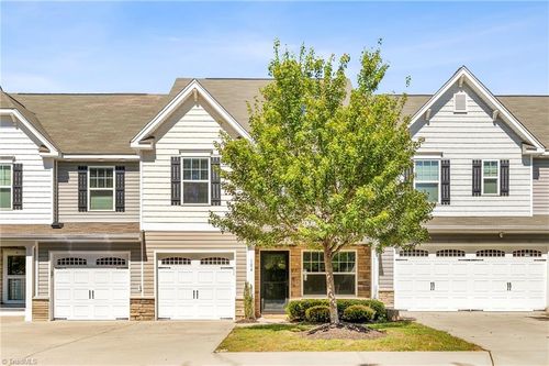 104 Tanner Grove Ct, Kernersville, NC, 27284-6105 | Card Image