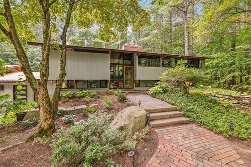 60 Fern Ln, Carlisle, MA, 01741-1832 | Card Image