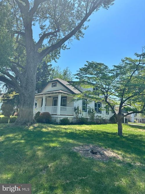 203 Summit Ave, CONSHOHOCKEN, PA, 19428-2227 | Card Image