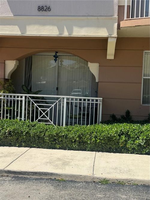 115-8826 W Flagler St, Miami, FL, 33174-2490 | Card Image