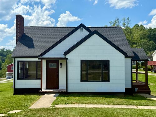 117 Miller Rd, Kingwood, WV, 26537-1322 | Card Image