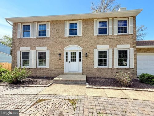 13 Alexandria Overlook Dr, Oxon Hill, MD, 20745-1006 | Card Image