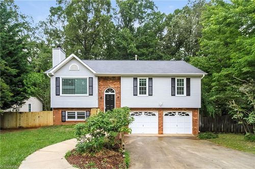 2513 White Fence Way, High Point, NC, 27265-9307 | Card Image