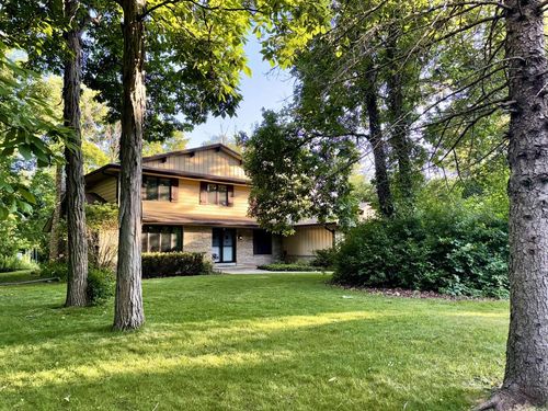 12785 W Bobwood Road, New Berlin, WI, 53151 | Card Image