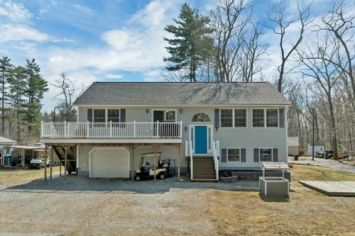 105 Chases Grove Rd, Derry, NH, 03038-5834 | Card Image