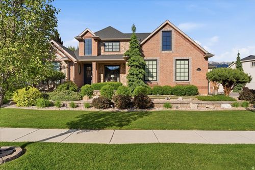 136 N Mountain Vistas Rd, Kaysville, UT, 84037-9739 | Card Image