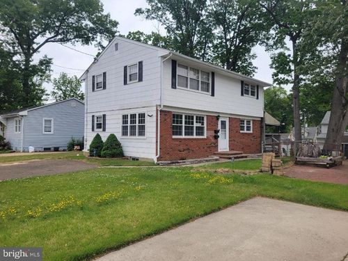 120 Schubert Ave, RUNNEMEDE, NJ, 08078-1846 | Card Image