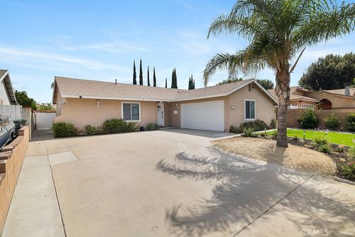 27026 Honby Ave, Canyon Country, CA, 91351-2454 | Card Image