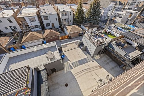 3w-2745 W Lawrence Ave, CHICAGO, IL, 60625-3703 | Card Image