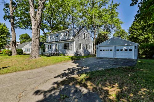 7 Holly Dr, Nashua, NH, 03063-3010 | Card Image