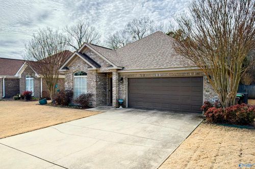 1523 Oak Lea Rd Sw, Decatur, AL, 35603-3152 | Card Image