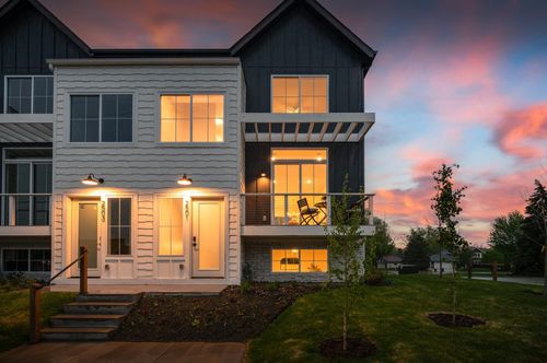 2501 Jansen Ave, White Bear Lake, MN, 55110 | Card Image