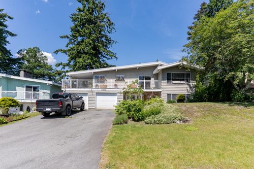 10935 Monroe Dr, Delta, BC, V4C1N2 | Card Image