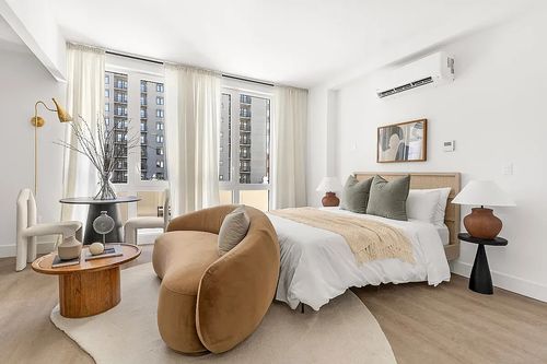 609-4-34 26th Avenue, New York City, NY, 11102 | Card Image
