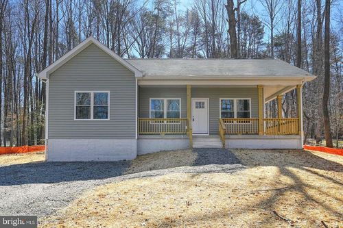 11604 Burton Ct, BUMPASS, VA, 23024-8897 | Card Image