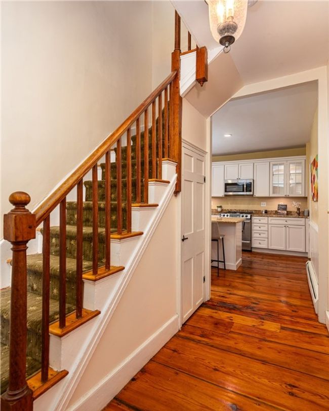 85 John St, House other with 5 bedrooms, 2 bathrooms and 2 parking in Providence RI | Image 4