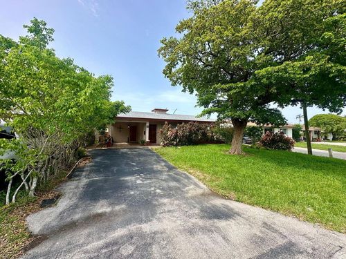 51 Ne 49th St, Oakland Park, FL, 33334-1515 | Card Image