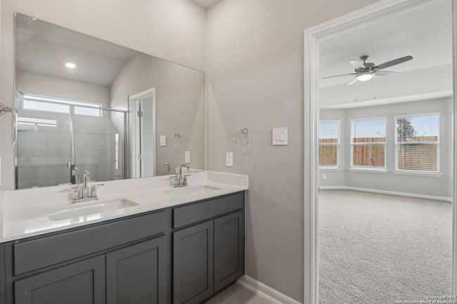 12730 Horizon Crst, House other with 4 bedrooms, 4 bathrooms and null parking in Schertz TX | Image 35