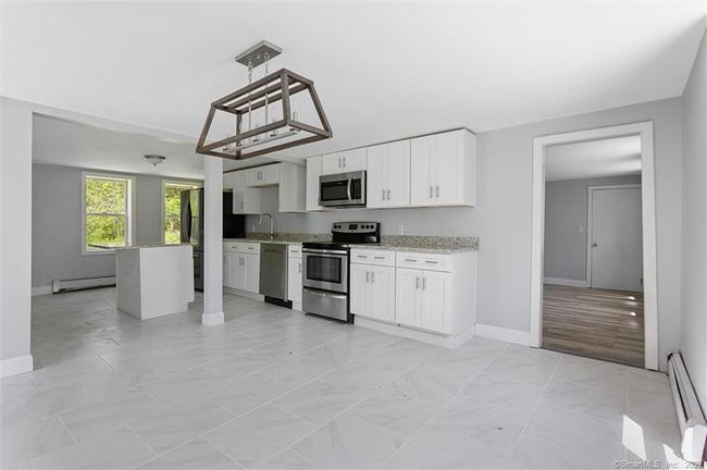 590 Valley Rd, House other with 4 bedrooms, 3 bathrooms and null parking in Killingly CT | Image 7