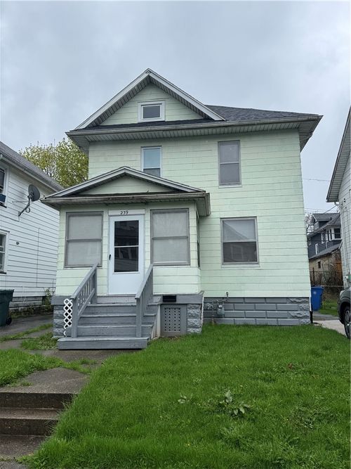 239 Weyl St, Rochester, NY, 14621-3619 | Card Image