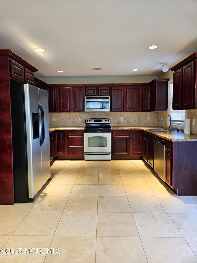 701 Parkside Ave, House other with 4 bedrooms, 3 bathrooms and null parking in Toms River NJ | Image 11