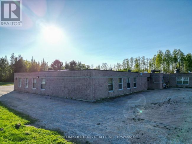 102 Corkery St, Home with 0 bedrooms, 0 bathrooms and null parking in Trout Creek ON | Image 44