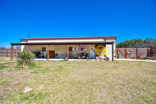 318 Palm Rd, House other with 3 bedrooms, 2 bathrooms and null parking in Big Sandy TX | Image 29