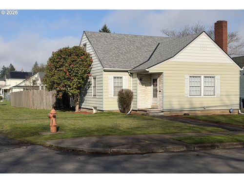 7135 N Olin Ave, Portland, OR, 97203-4555 | Card Image