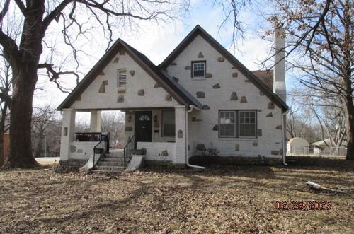 5000 Blue Ridge Blvd, Kansas City, MO, 64133-2514 | Card Image